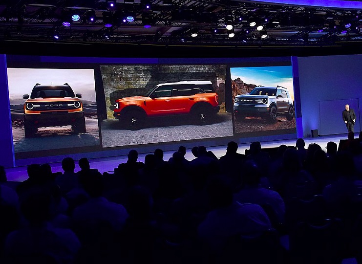 Ford dealers get a glimpse of new electric vehicle, small crossover