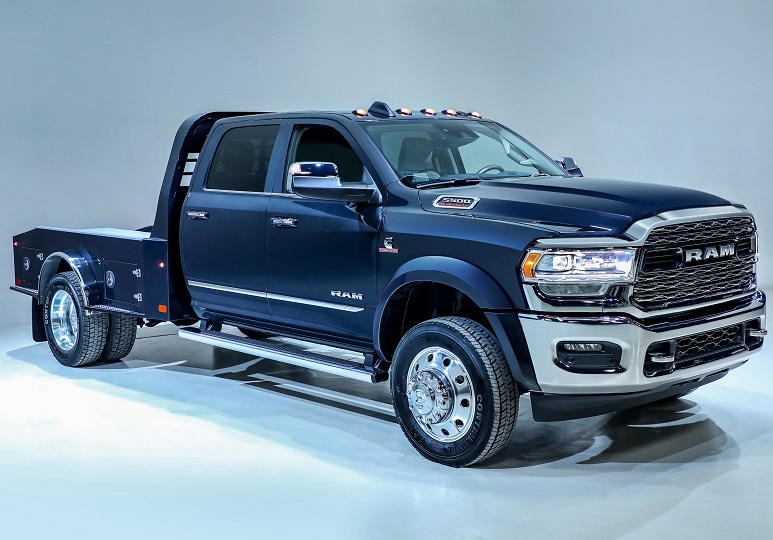 FCA debuts new generation of Ram Chassis Cab work trucks at Chicago Auto Show