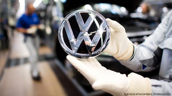 Volkswagen plant in Puebla halts operations