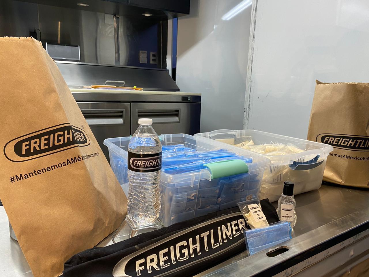 Freightliner delivers contingency support kits to Mexican truck drivers