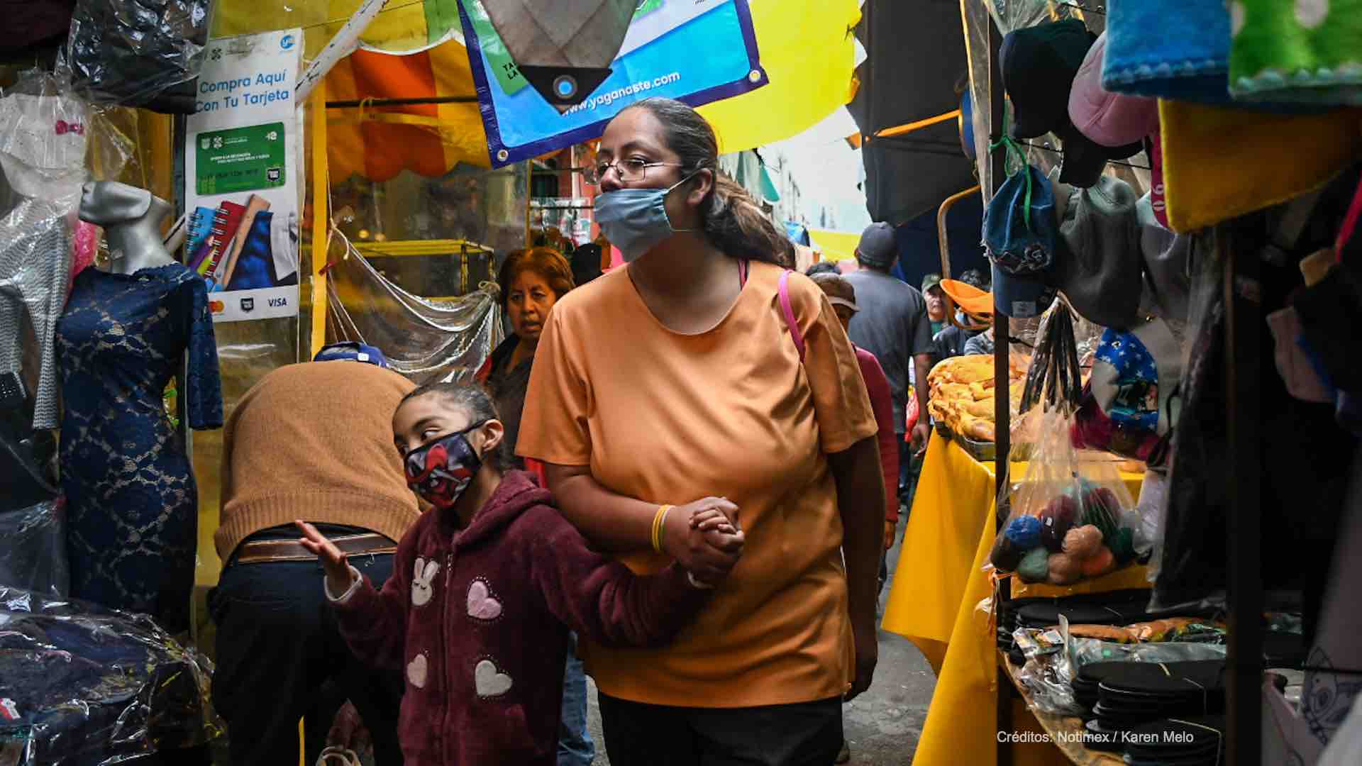 Mexico City’s government will provide support credits for informal vendors