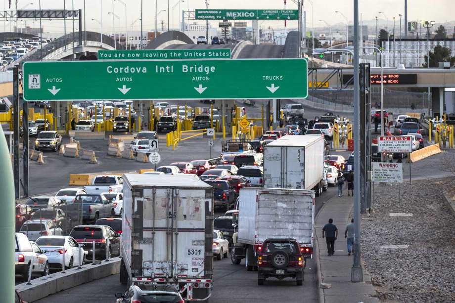 U.S. and Mexico extend border restrictions on nonessential travel
