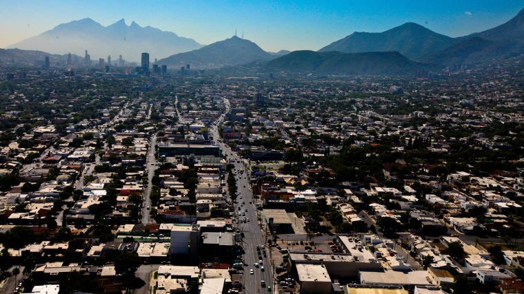 Nuevo Leon registers record fall in the commerce sector in April