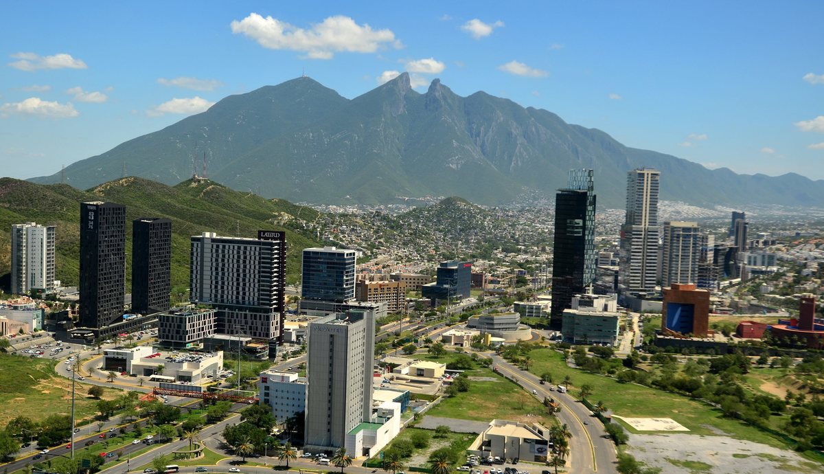 Foreign firms maintain projects in Nuevo Leon