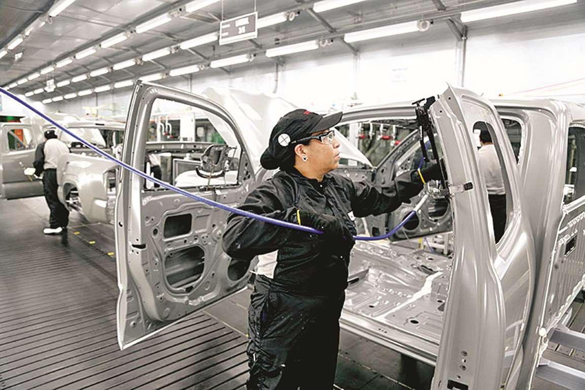 Japanese automakers prefer staying in Mexico