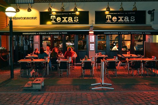 More Texas bars could reopen as restaurants under new rules