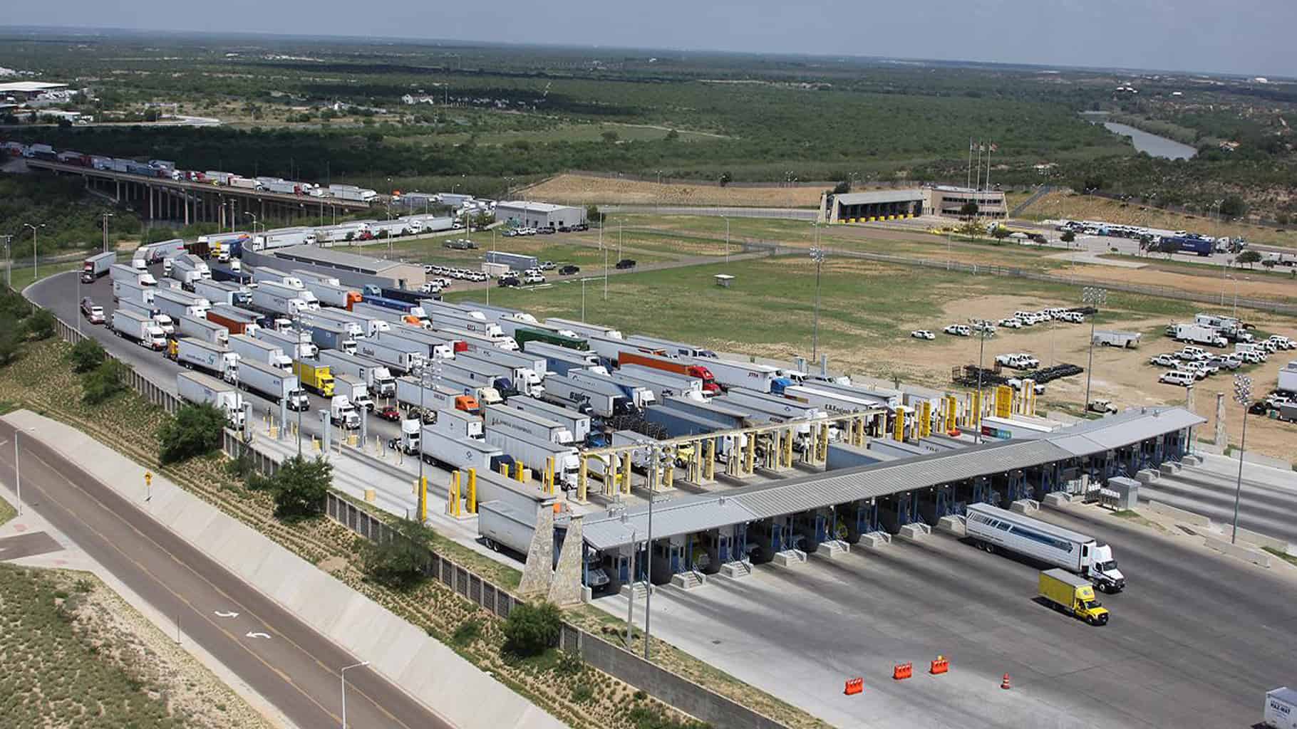 Laredo falls to the 4th busiest U.S. port