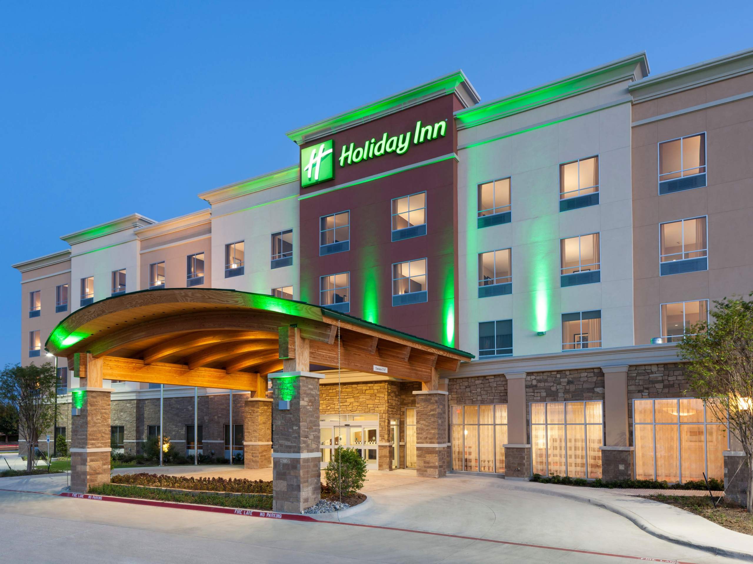 Bottom drops out of Texas hotel market in second quarter