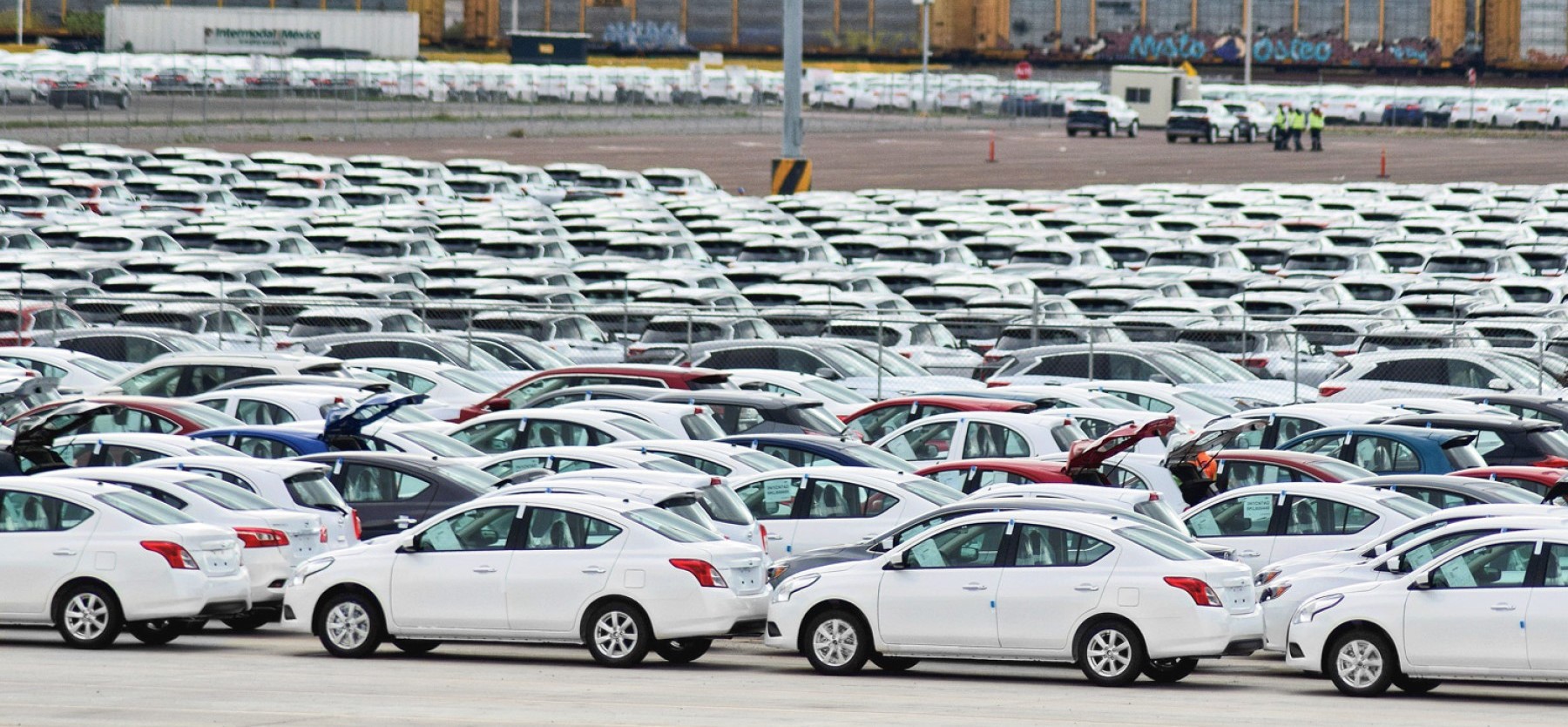 Vehicle sales in Mexico fall 23.5%