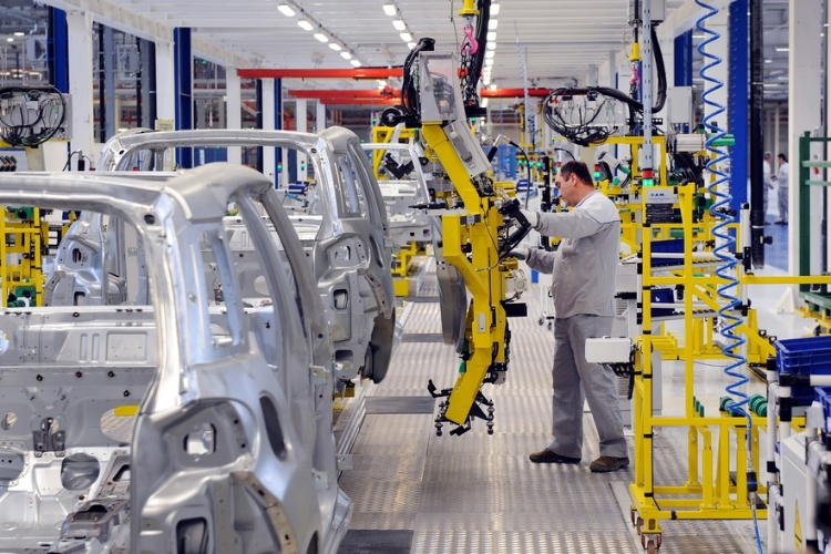 Jalisco’s automotive cluster prepares supply chains