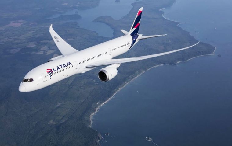 LATAM to reactivate Santiago-Cancun flights