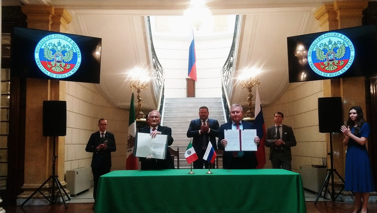 Mexico and Russia sign space cooperation agreement
