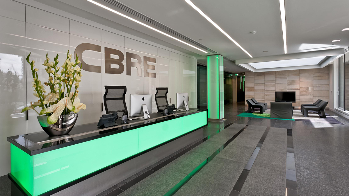 CBRE to expand workforce in Dallas and Richardson