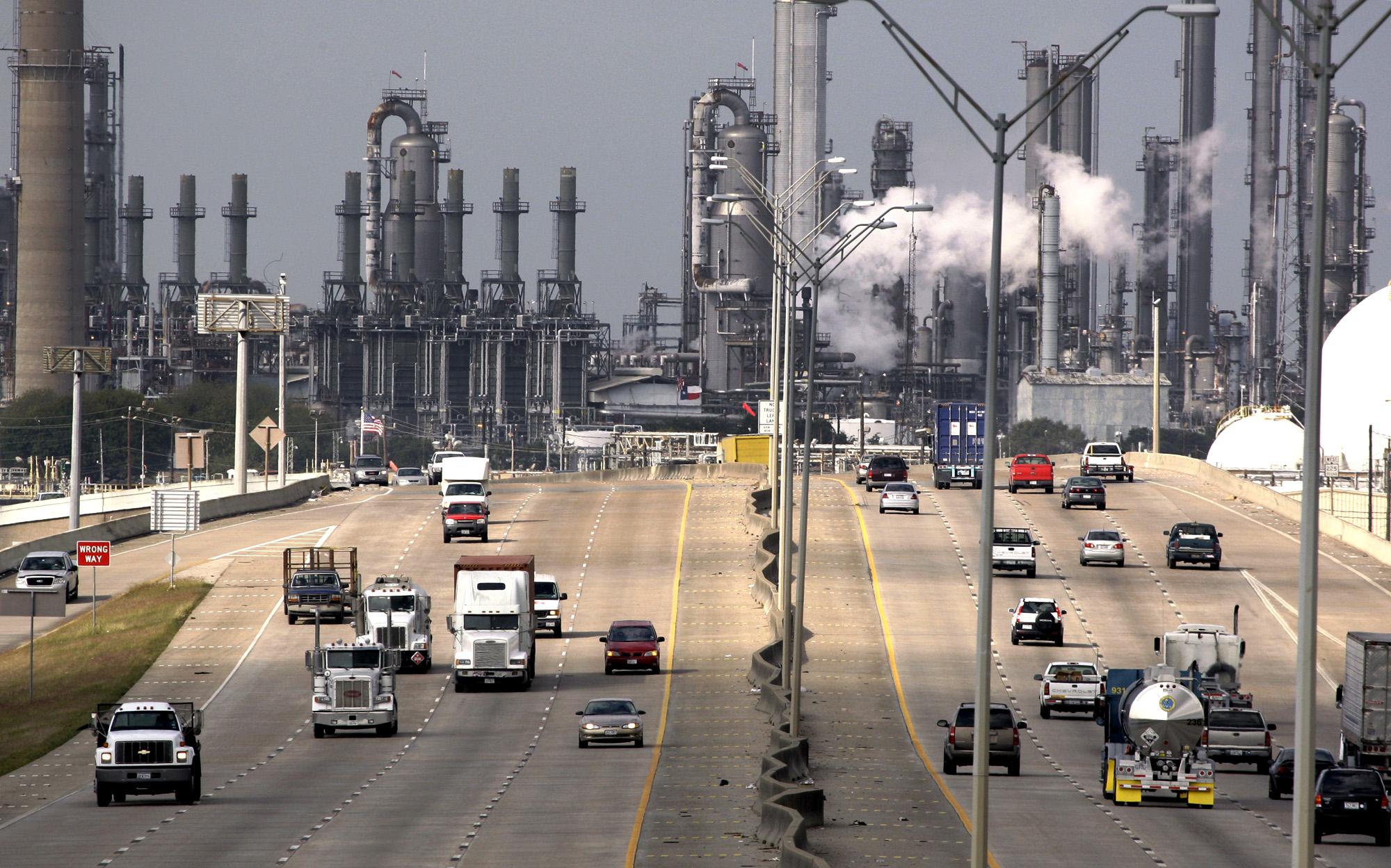 U.S. authorized the sale of Deer Park refinery