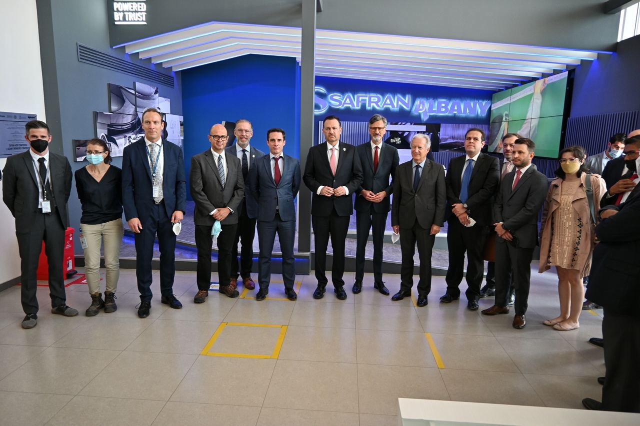 Safran received the governor of Queretaro