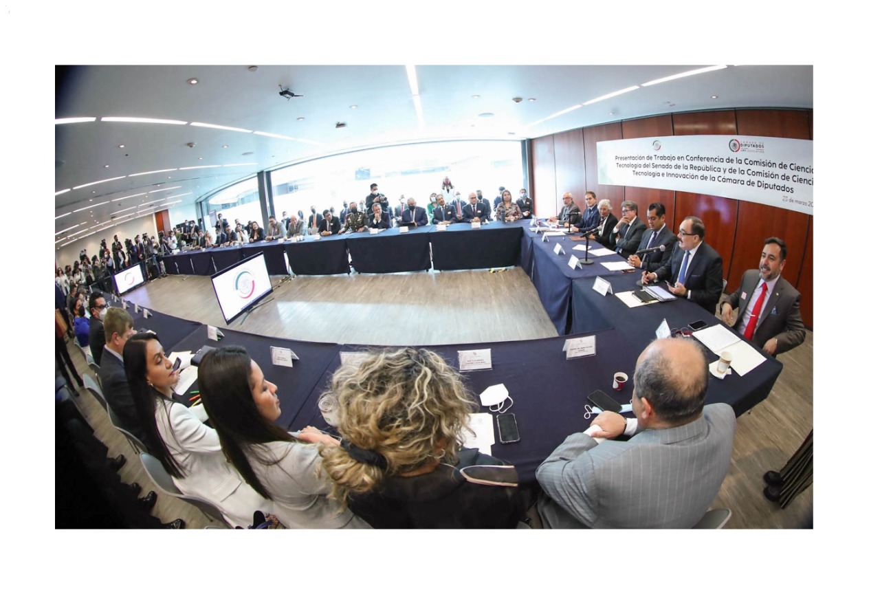AEM promotes space sector in the Congress of the Union