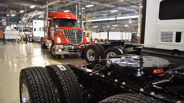 Navistar produces first 100% electric truck in Mexico