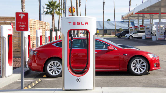 Tesla to begin charging for the use of its chargers in Mexico
