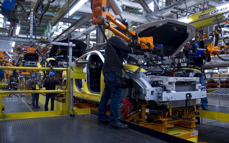 Mexico manufactures the 150, 000th Mustang Mach-E