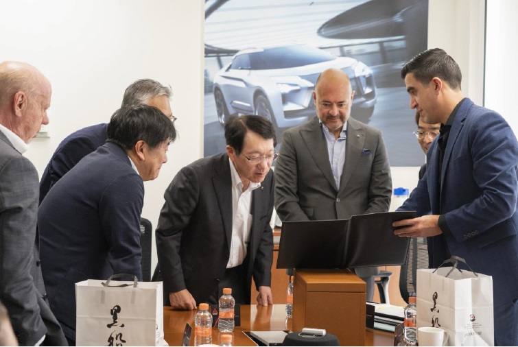 Global CEO of Mitsubishi Motors Corporation visits Mexico