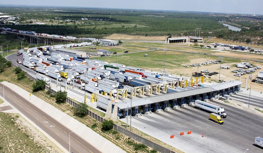 <strong>NL presents its road plan and Port Colombia modernization project to Texas</strong>