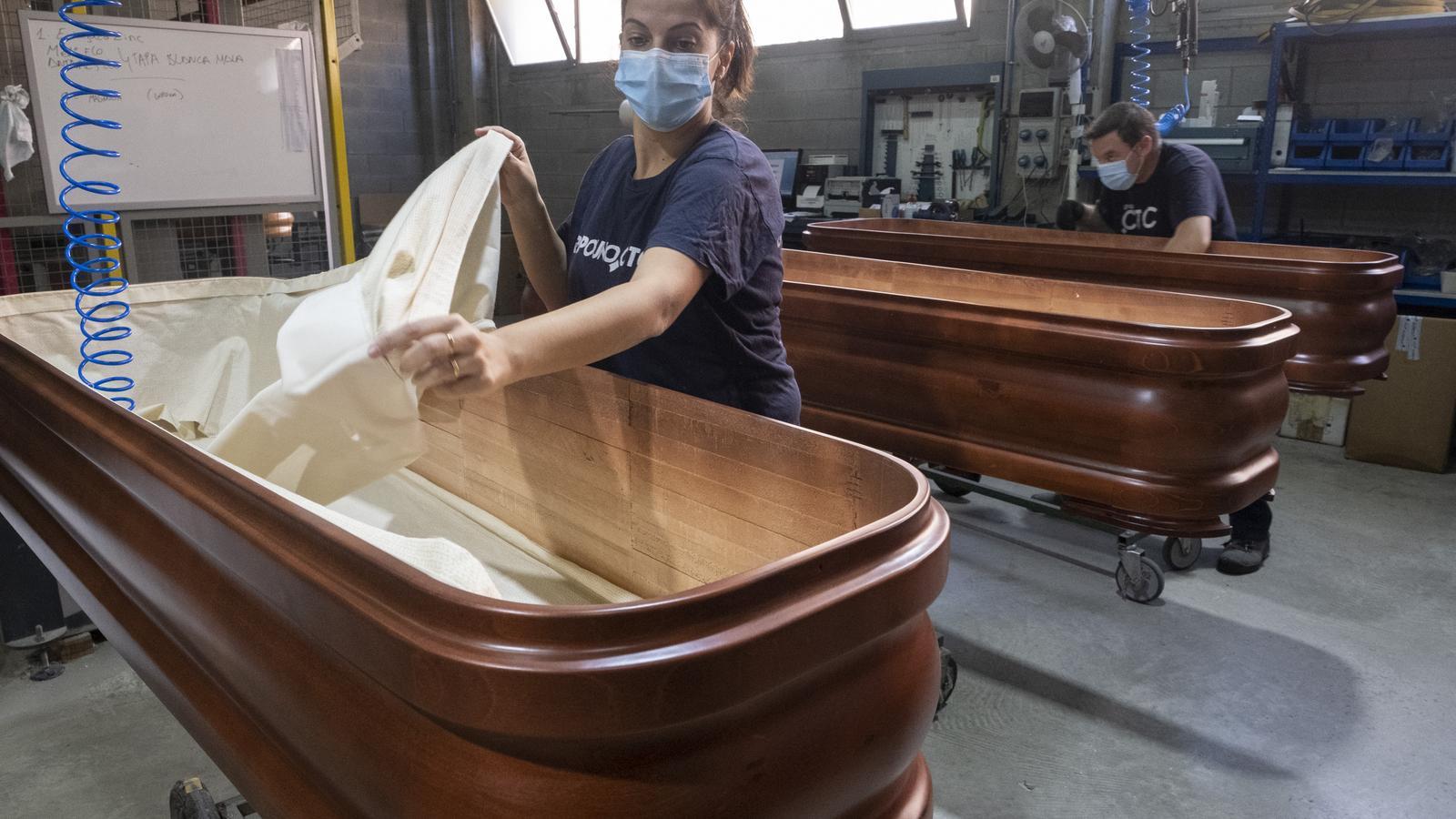Mexico dominates casket exports to the United States