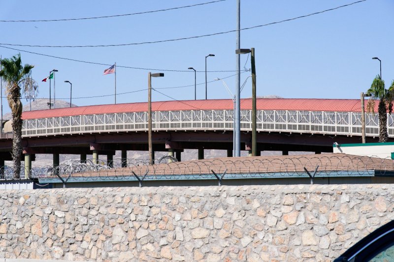 UP Urges to Reopen the Eagle Pass and El Paso Border Crossings