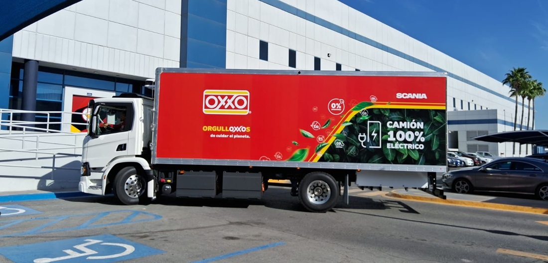 OXXO and Scania test electric truck