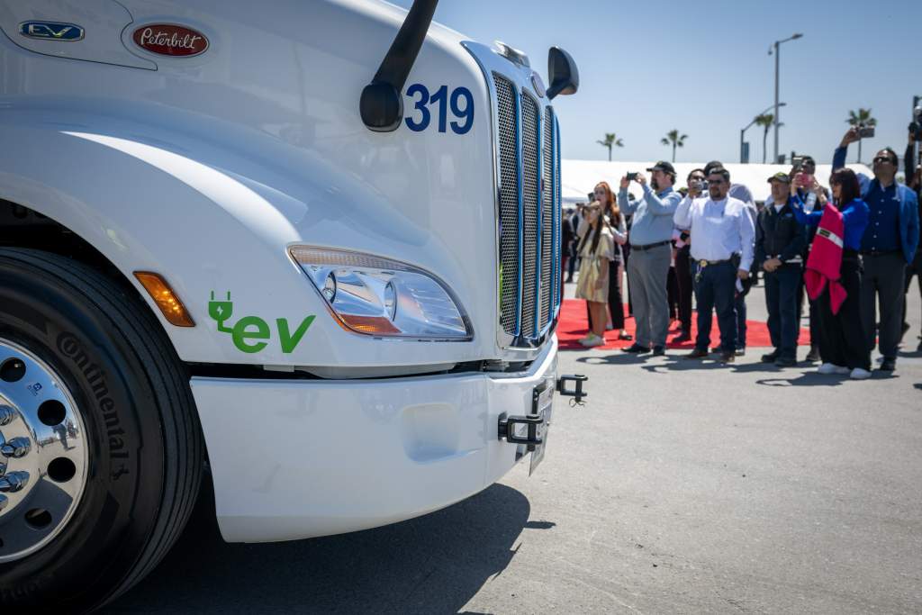 Electric truck makes maiden voyage to Mexico