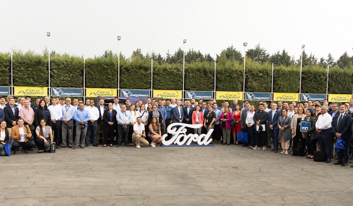 Ford México premia a proveedores por mejores prácticas
