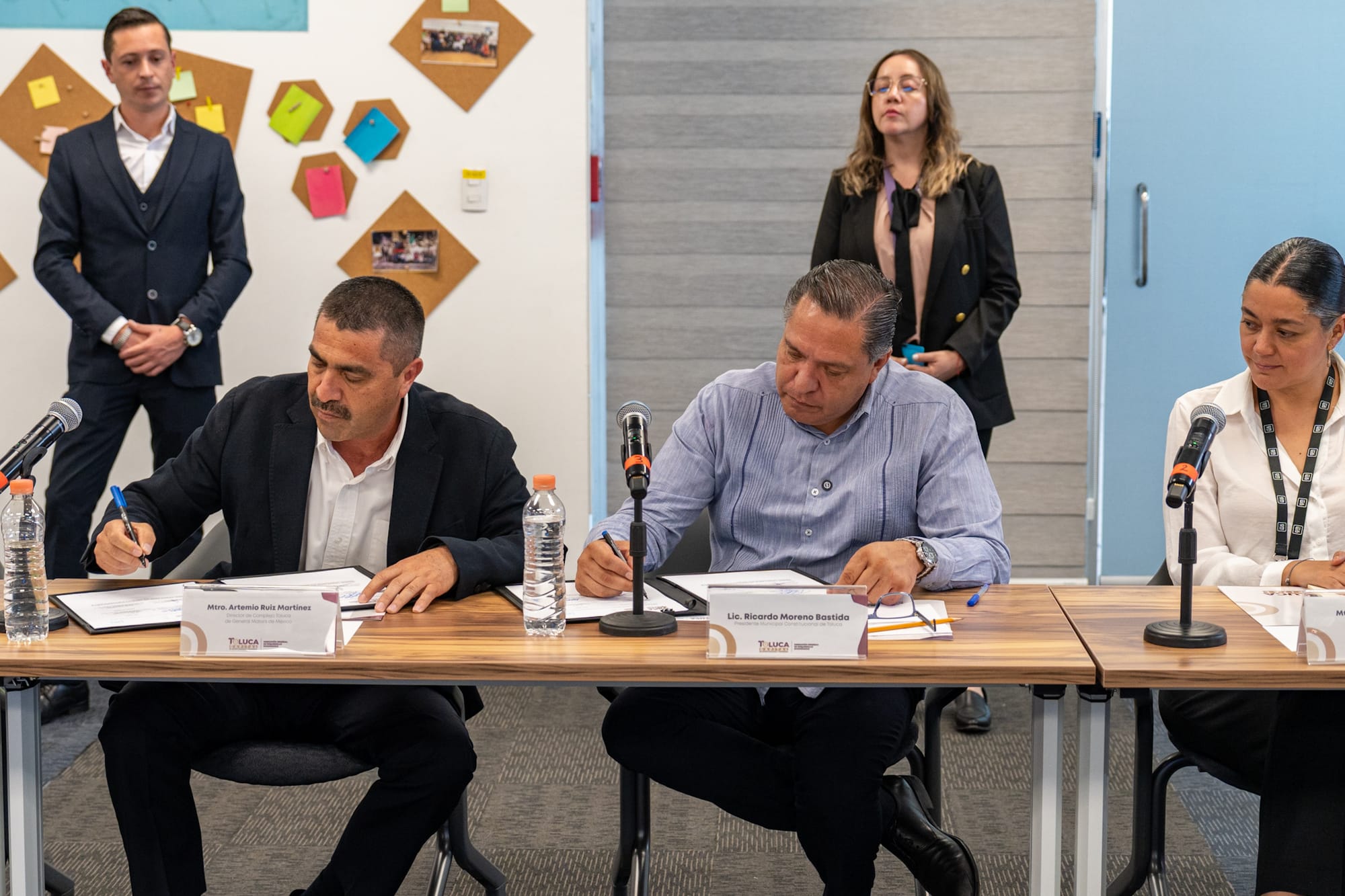 General Motors and Toluca’s government sign agreement to strengthen industrial zone