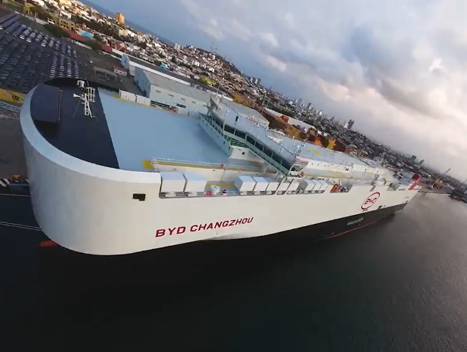 BYD Ship Arrives in Mazatlán with 2,000 Vehicles