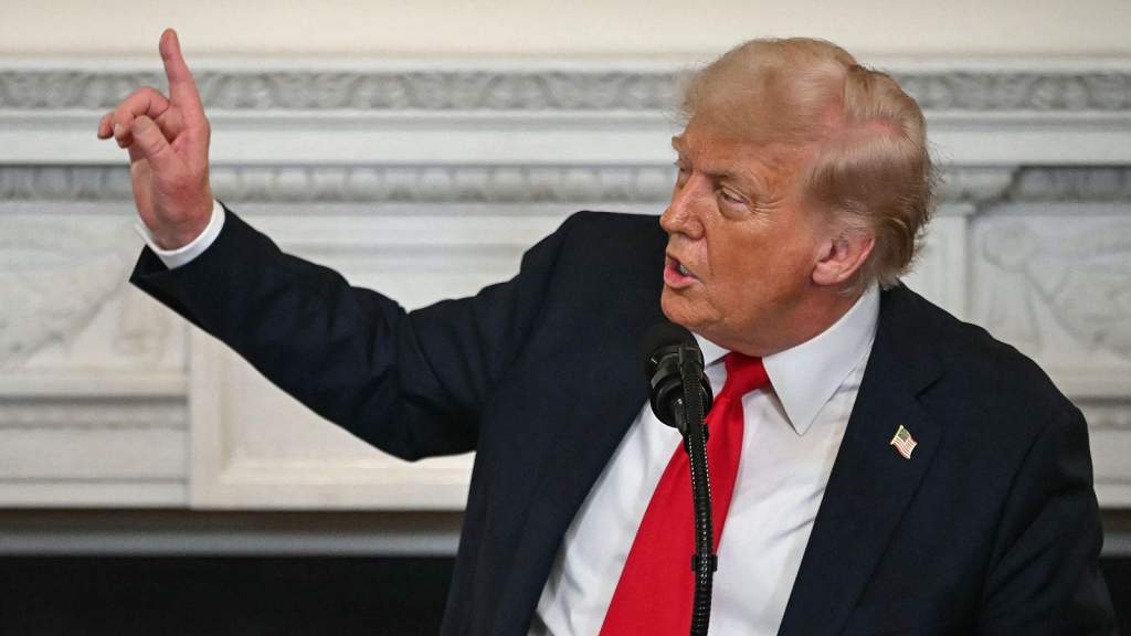 Trump to impose tariffs on 150 countries