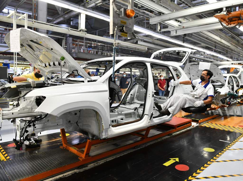 Volkswagen Approves 4% Pay Increase