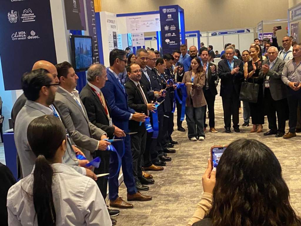 Participation of the Chihuahua Aerospace Cluster in the Automotive and Aerospace Nearshoring Summit 2025