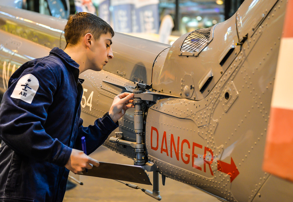 Aeronautical Engineers Urge Authorities to Listen to Industry Experts