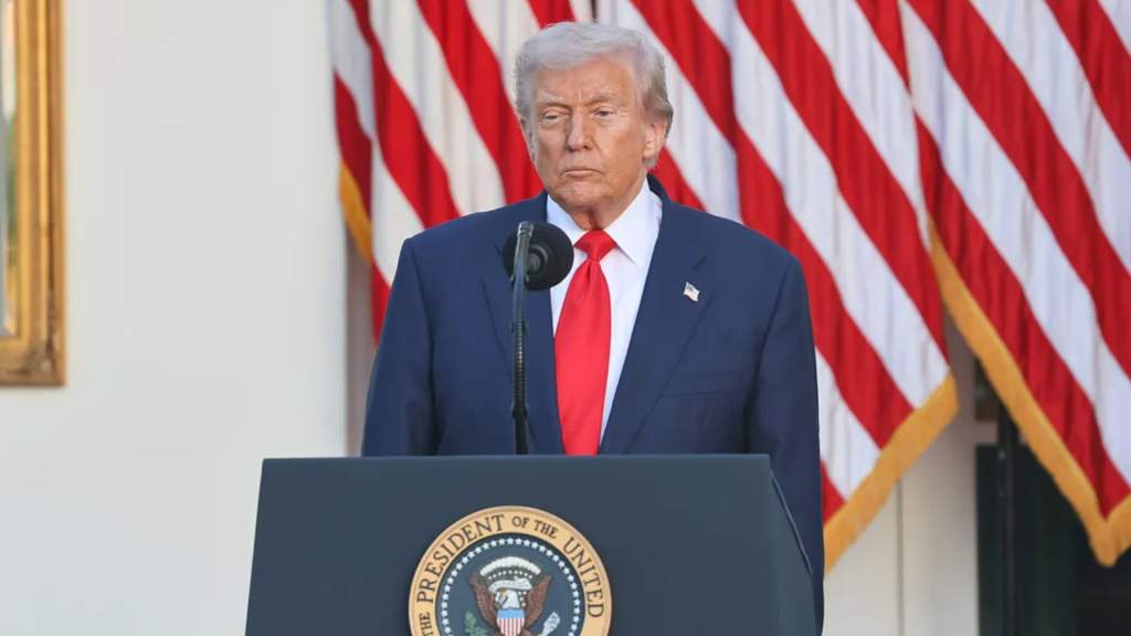 Trump’s tariffs cause a 20% drop in truck freight traffic