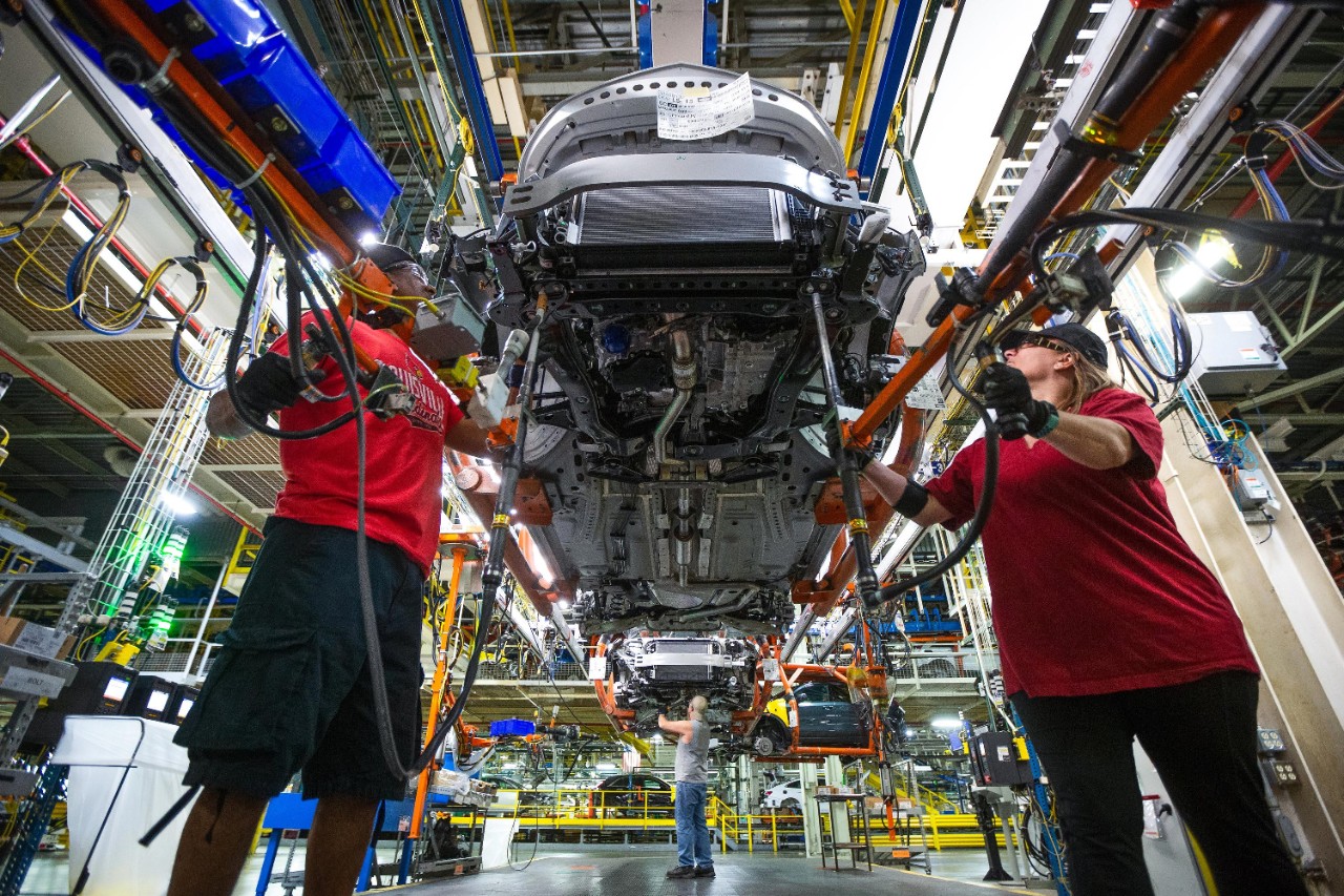 GM Pressures Suppliers to Discontinue Use of Chinese Parts