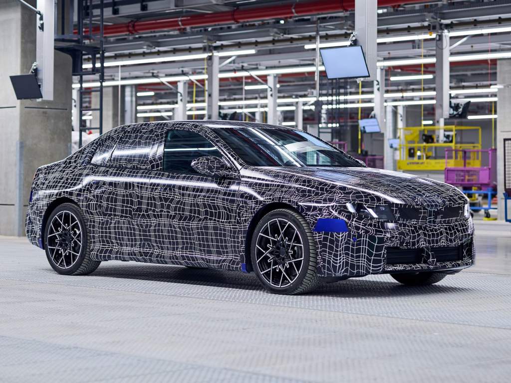 BMW Produces Prototypes of the First Sedan in the “Neue Klasse”