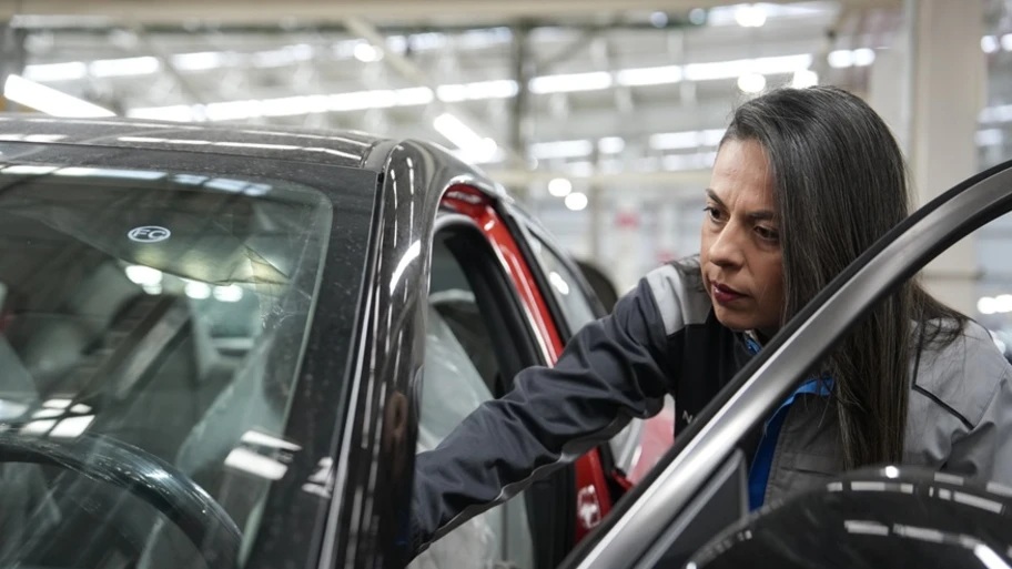 Women’s Talent in the Production of the 2026 Nissan Sentra