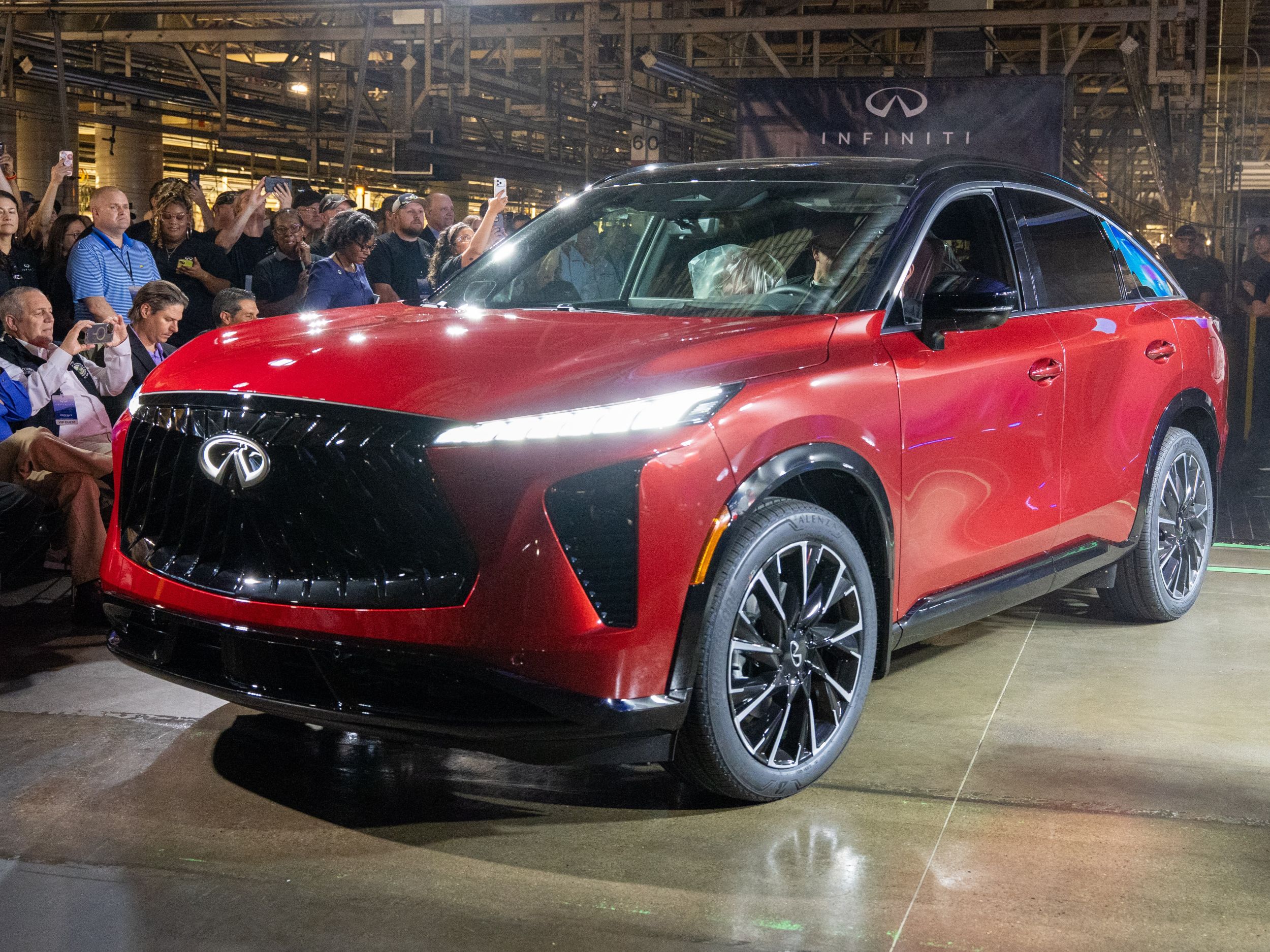 Production of the Infiniti QX65 Begins in Tennessee