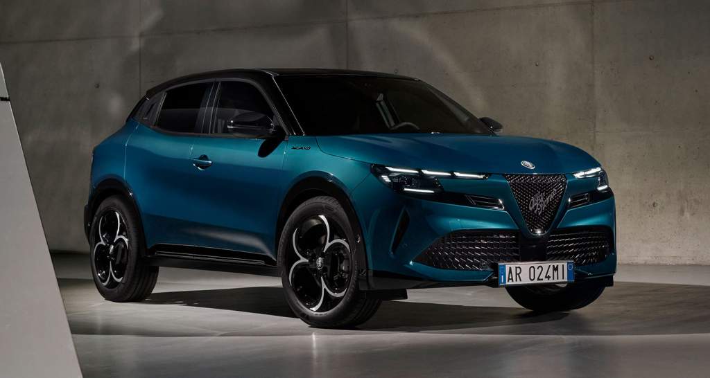 Alfa Romeo Junior arrives in Mexico