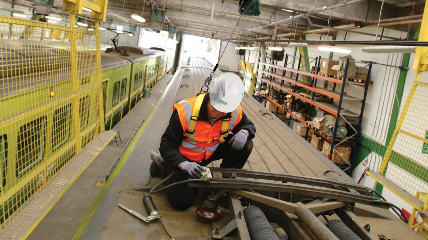 Mexican companies adopt IoT for workplace safety