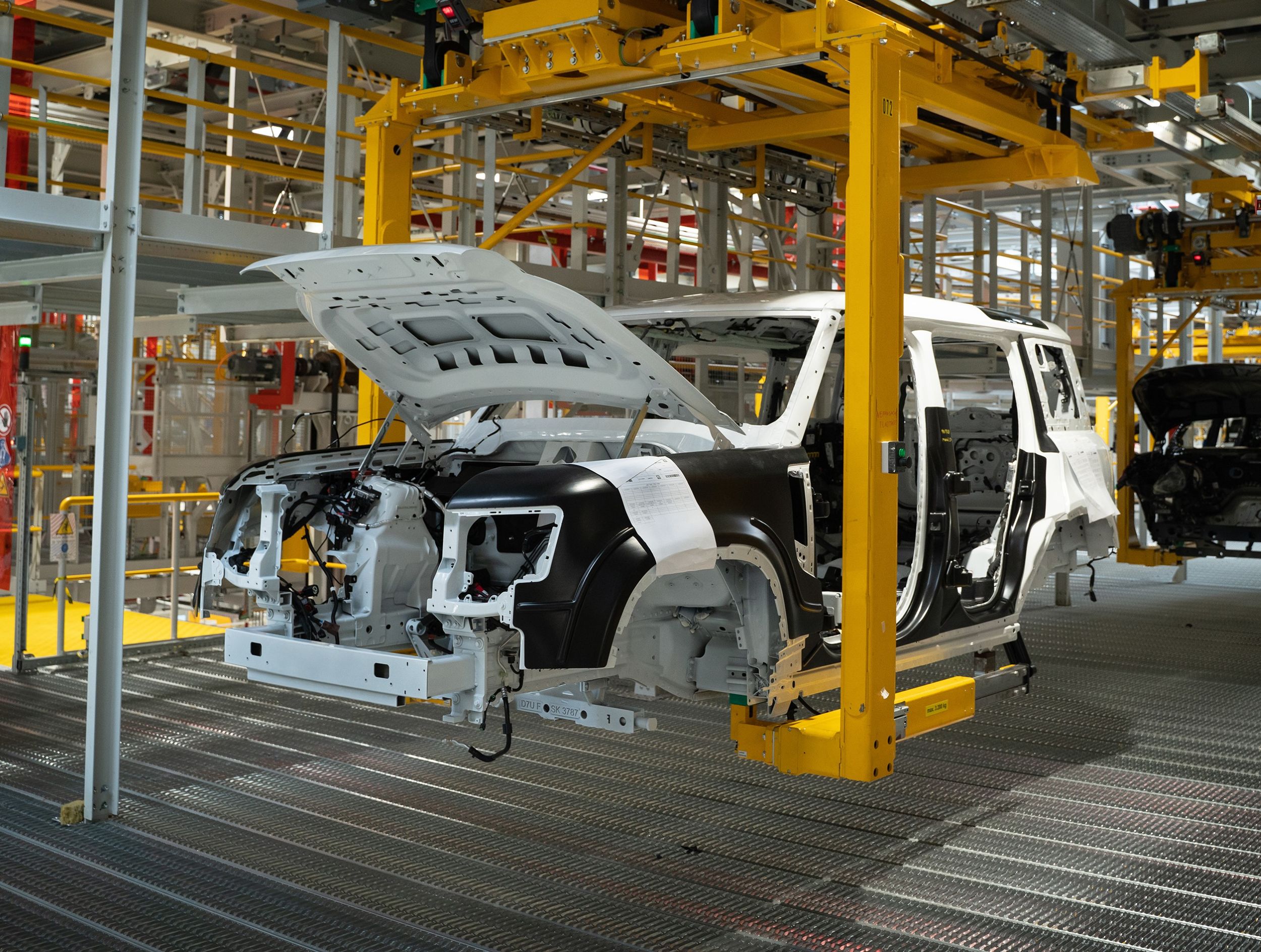Stellantis and Land Rover to Develop Models for North America