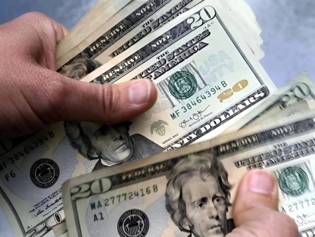 Dollar exchange rate at its lowest in the last four months