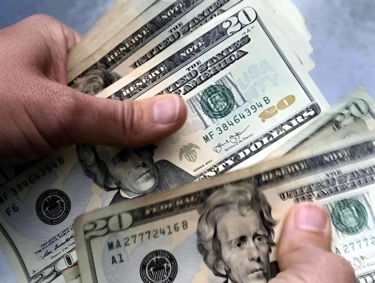 Dollar exchange rate at its lowest in the last four months