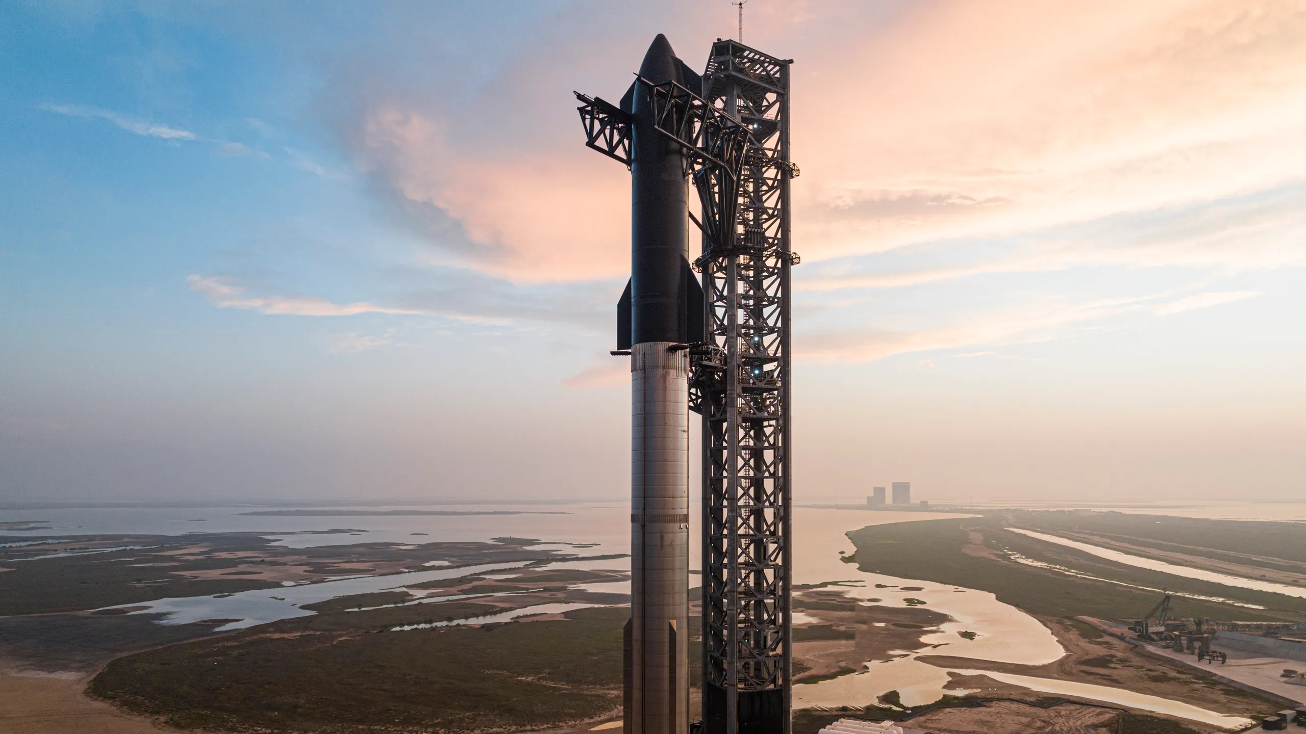 Tamaulipas & Texas: 80 companies will be coming to SpaceX