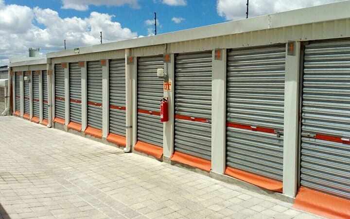 Micro-warehouses are gaining ground in the industrial market