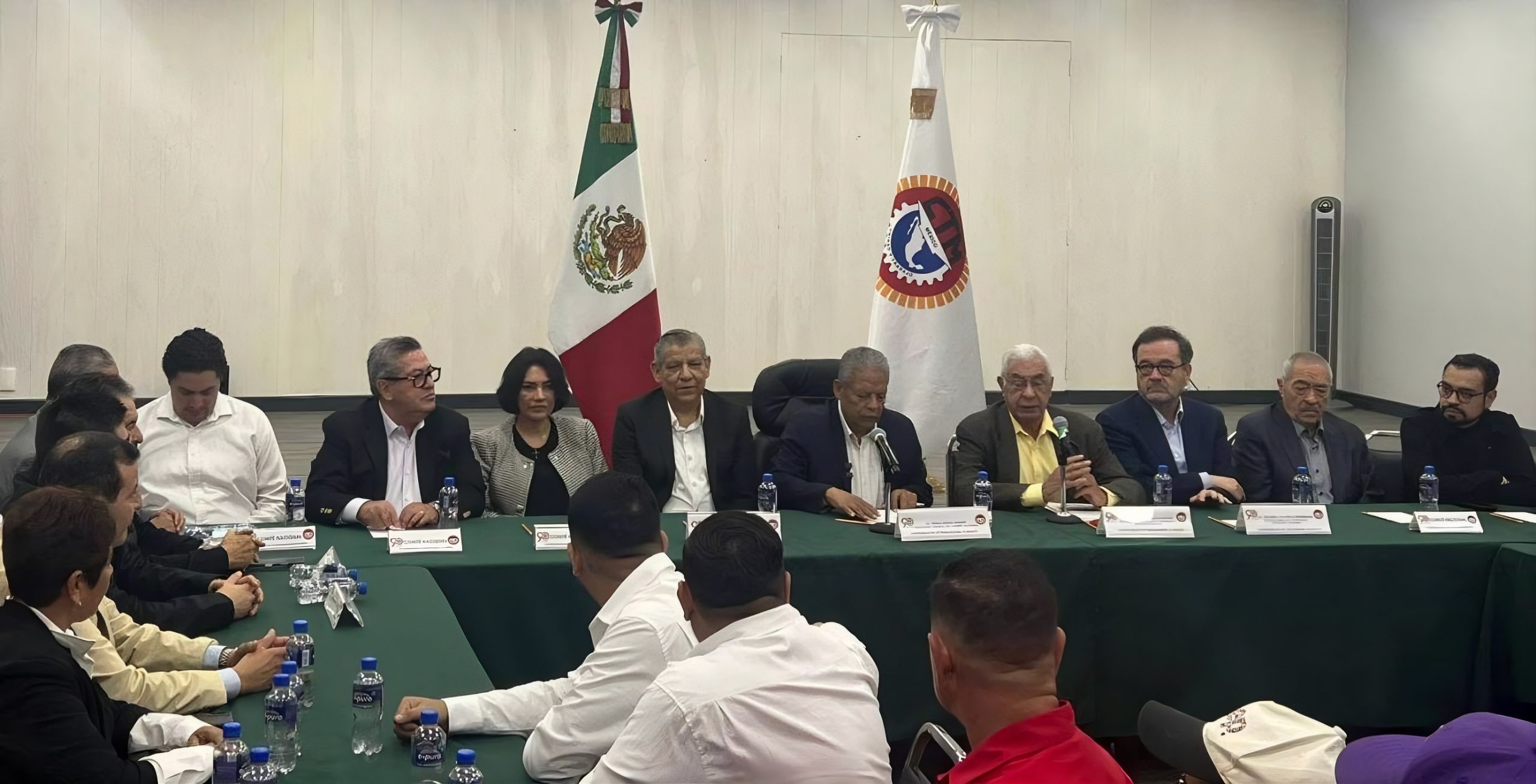 IDB visits the Confederation of Mexican Workers to discuss labor markets
