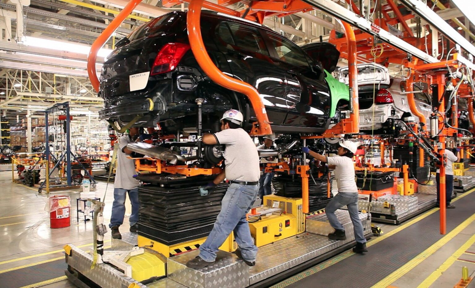 Mexican manufacturing ends July with mixed results